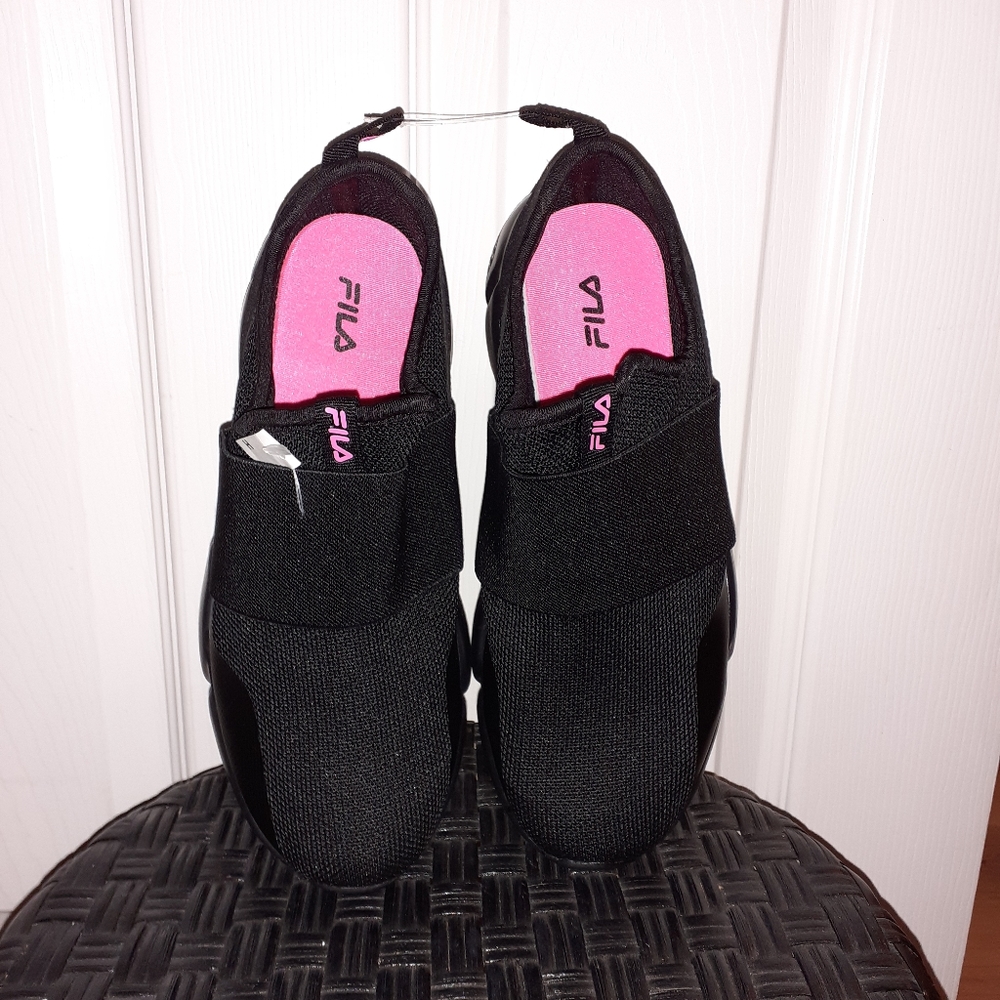 FILA- Slide On Sneakers